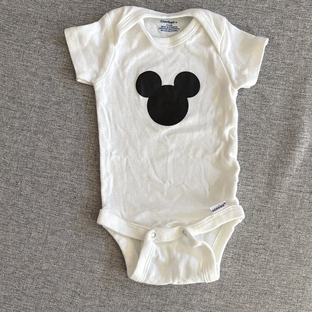 Gerber White One-Piece Bodysuit with Black Mickey Silhouette - 0/3 months